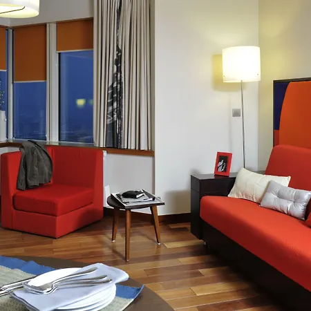 Adagio Centre Tour Eiffel Aparthotel 4*
