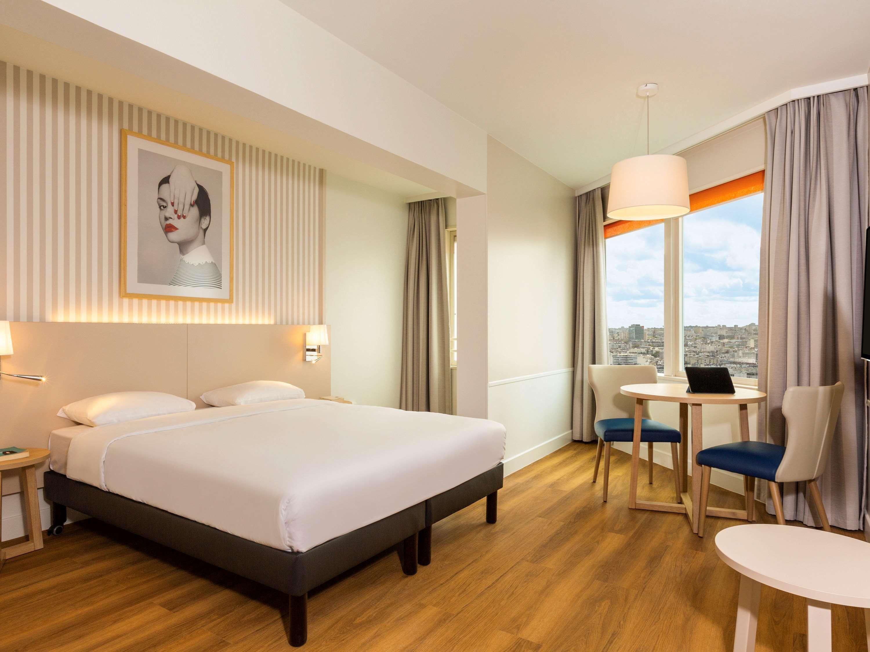 Adagio Centre Tour Eiffel Aparthotel 4*