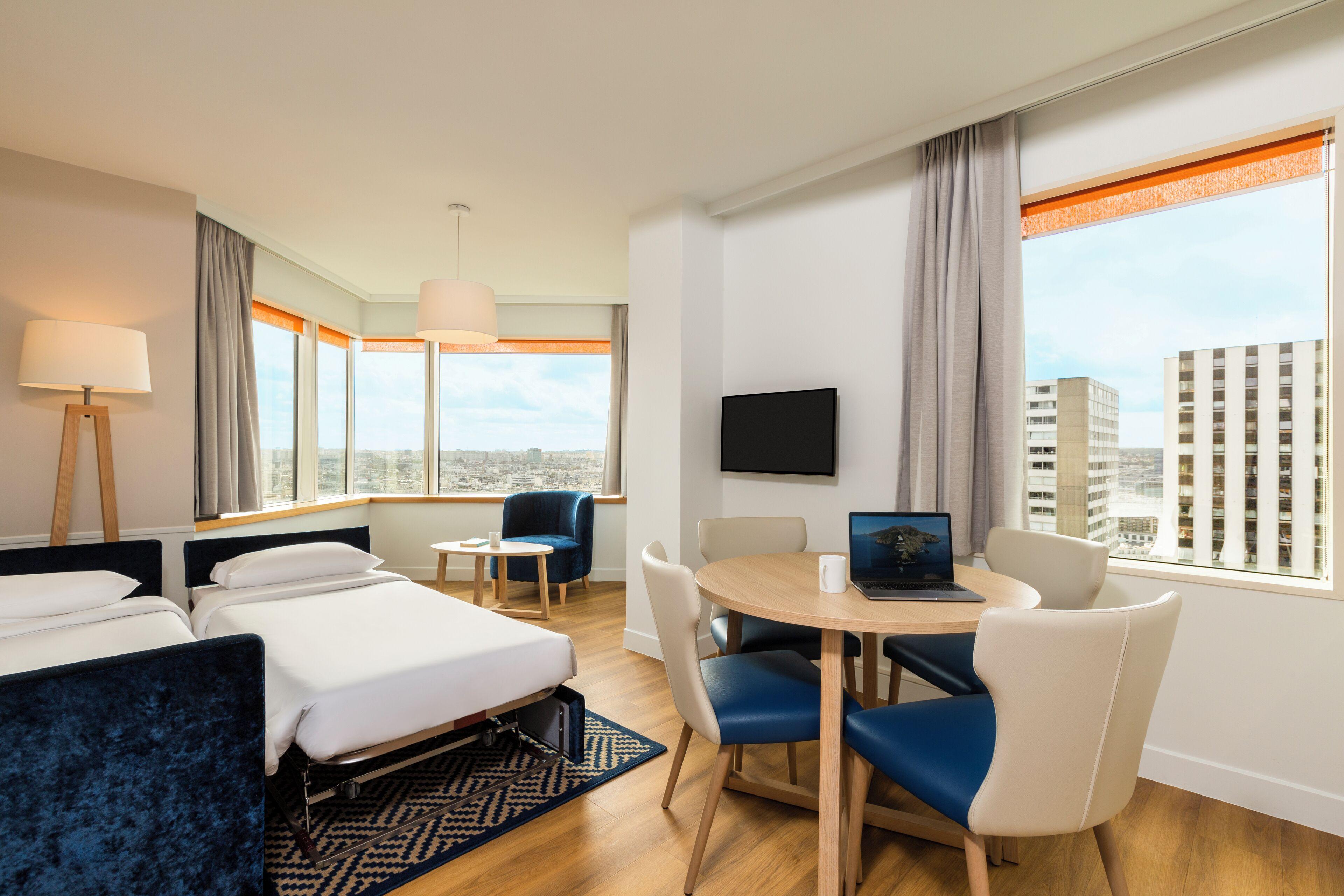 Adagio Centre Tour Eiffel Aparthotel 4*