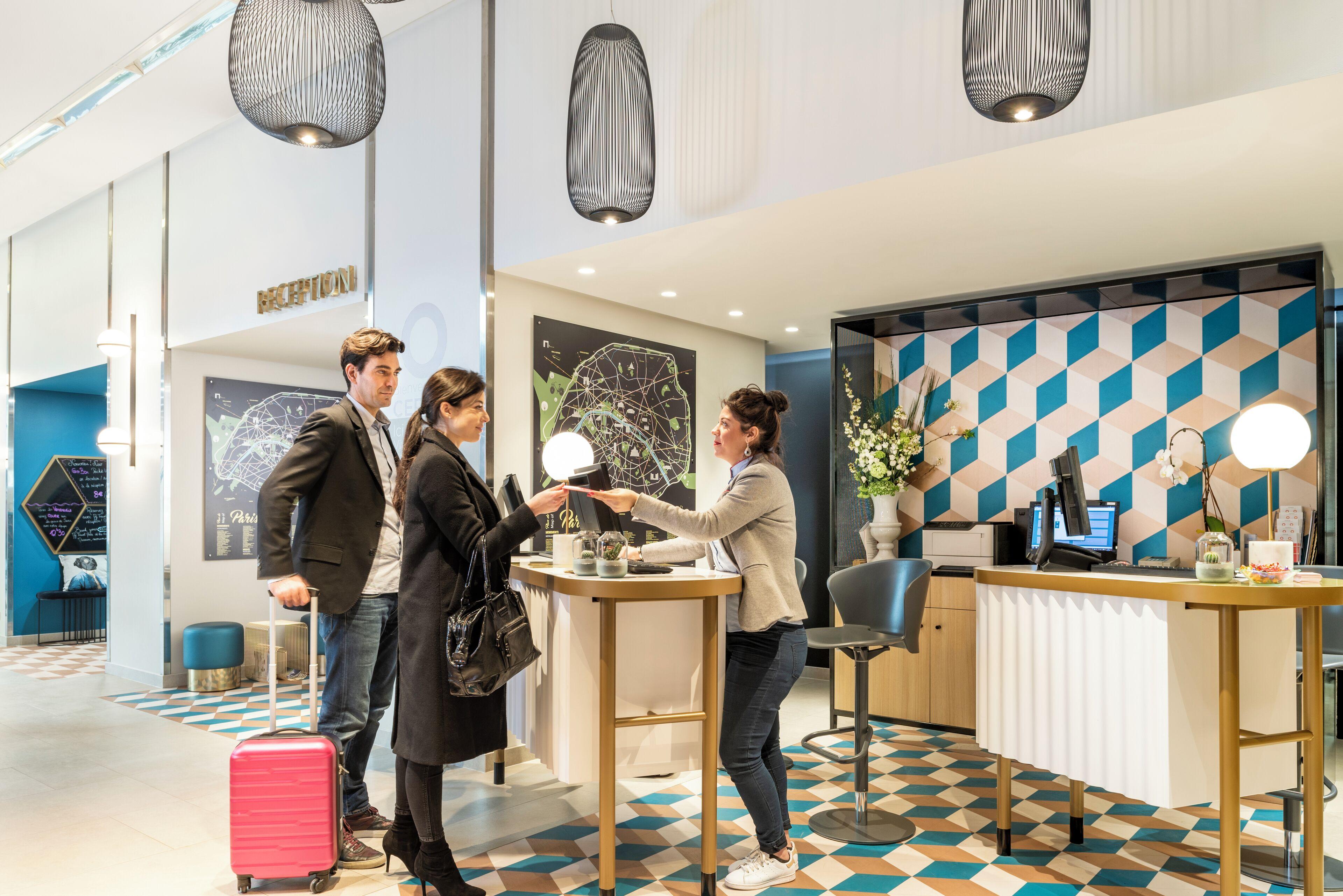 Adagio Centre Tour Eiffel Aparthotel 4*