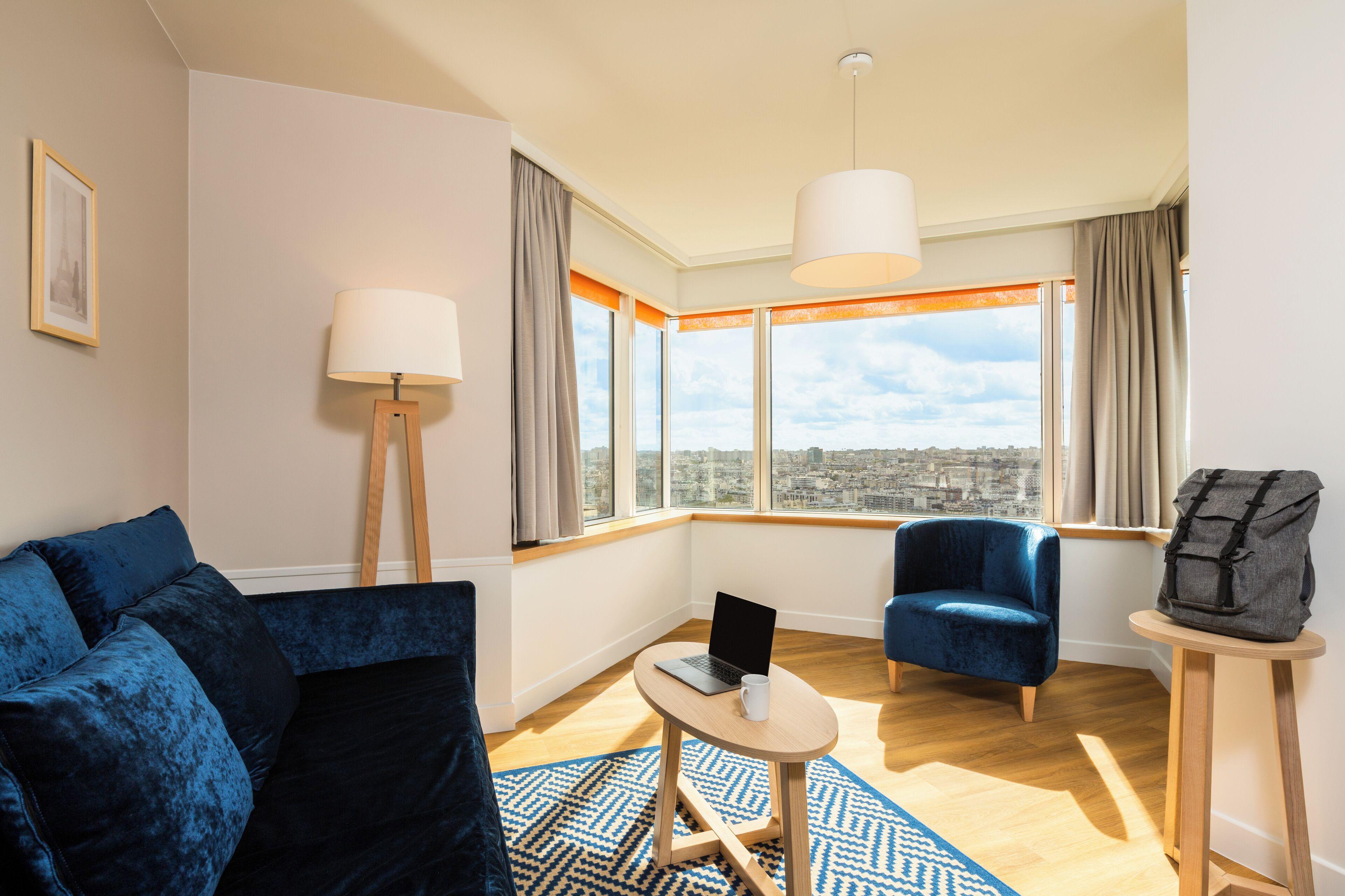 Adagio Centre Tour Eiffel Aparthotel 4*