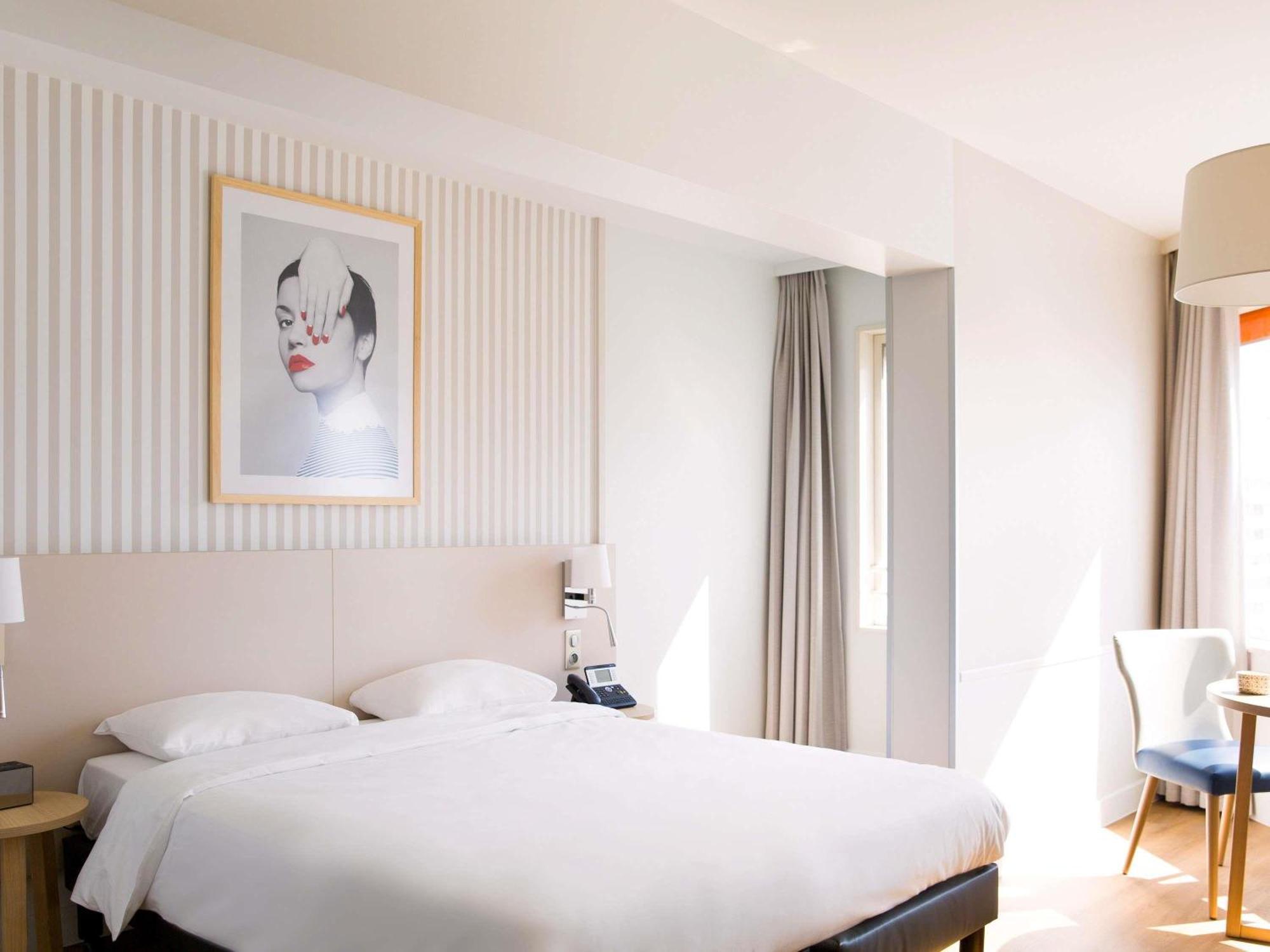 Adagio Centre Tour Eiffel Aparthotel 4*